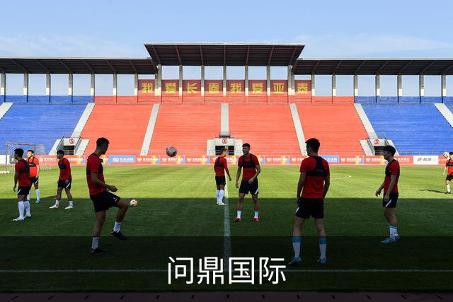 问鼎国际